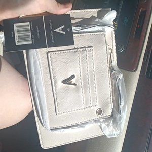 Vanessa Williams bag